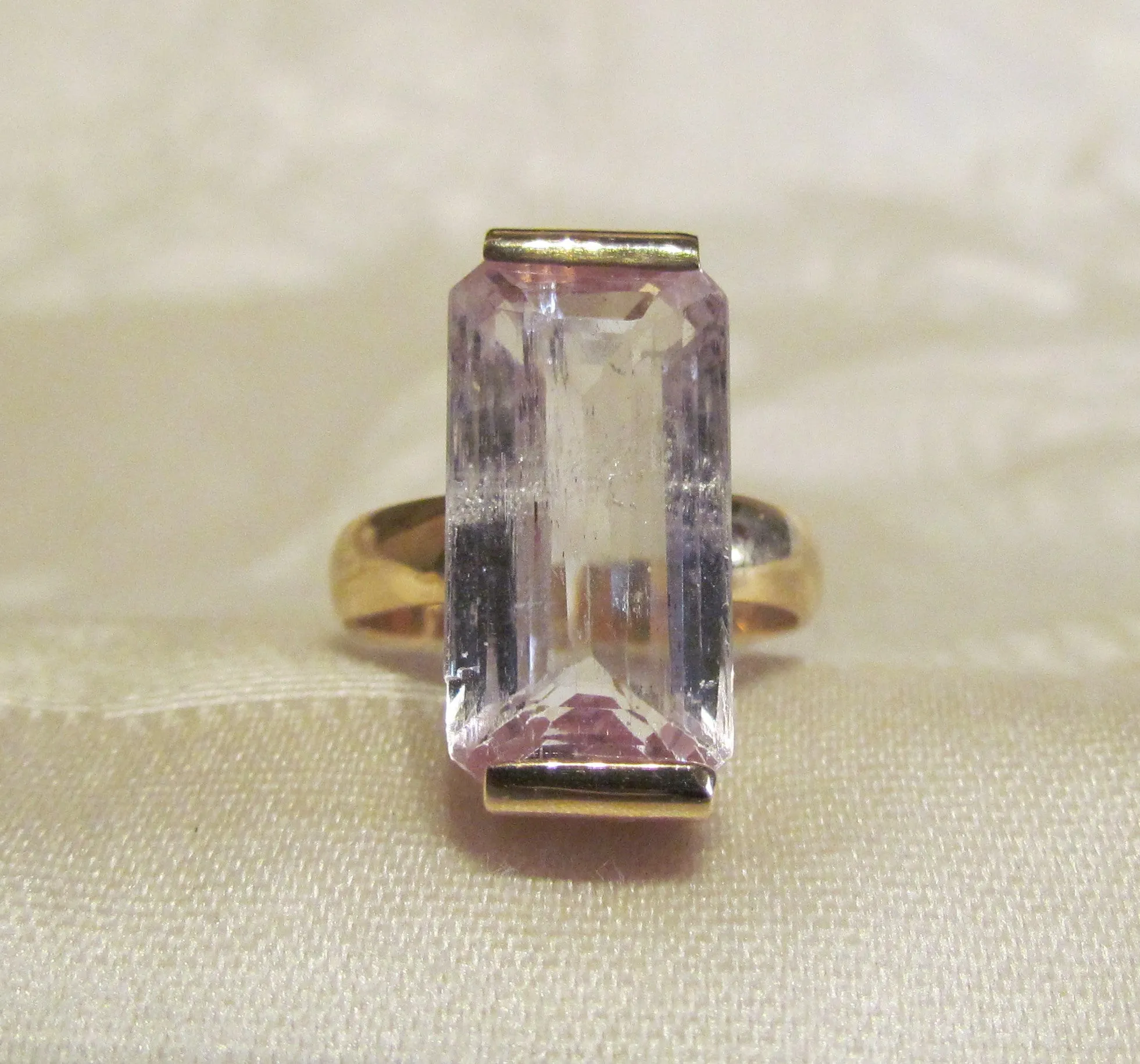 9.75ct Pink Kunzite 14Kt Gold Ring High Fashion Bruce Magnotti Cocktail Ring Fine Jewelry Size 7