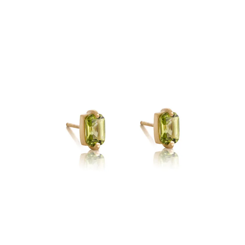 Baguette Mini Stud, Peridot, 9kt Yellow Gold