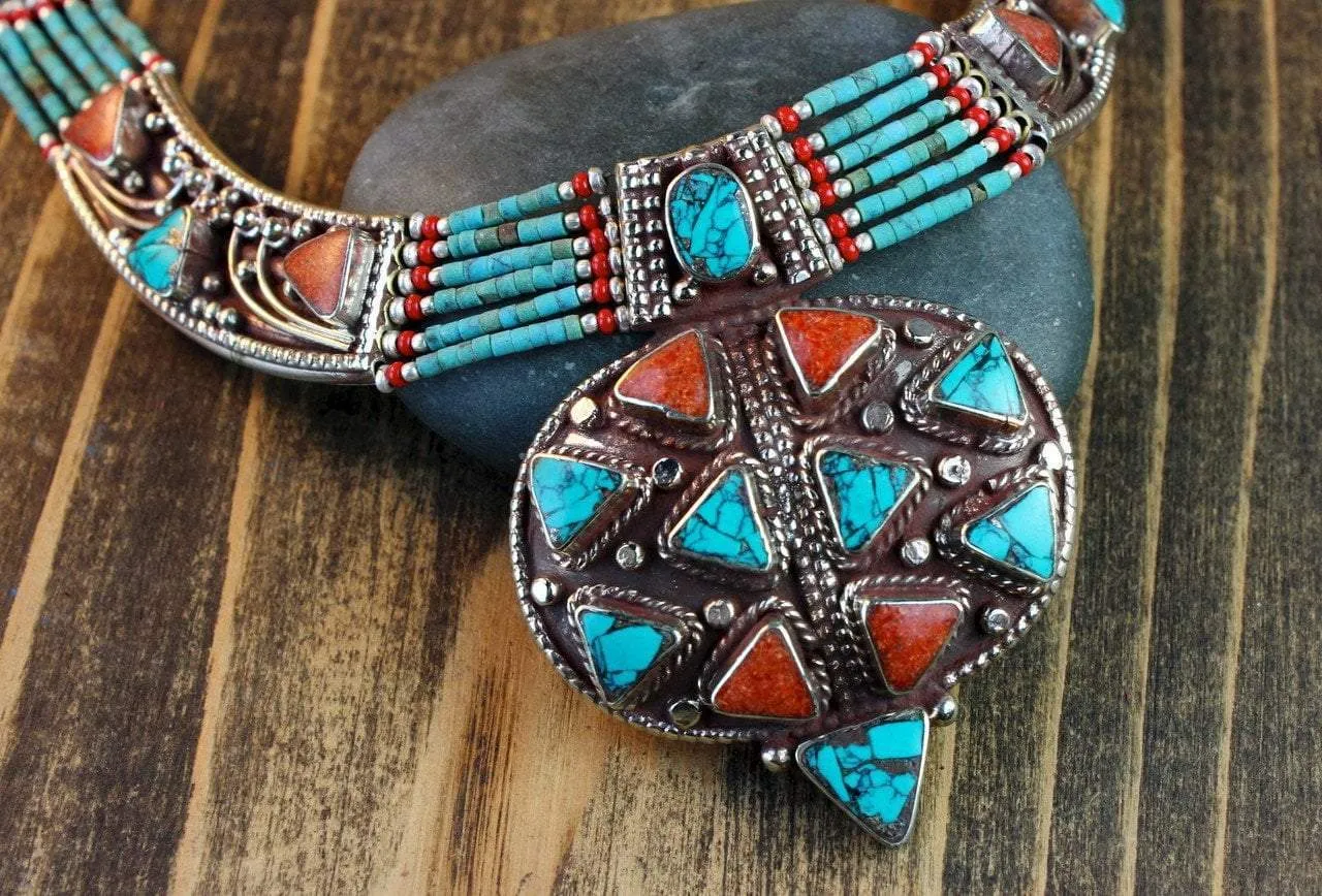Bold and Tranquil Tibetan Necklace