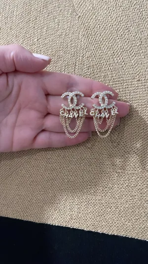 Chan elegant Earrings