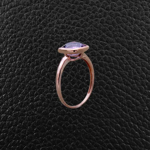 Cushion cut Amethyst & Diamond Ring