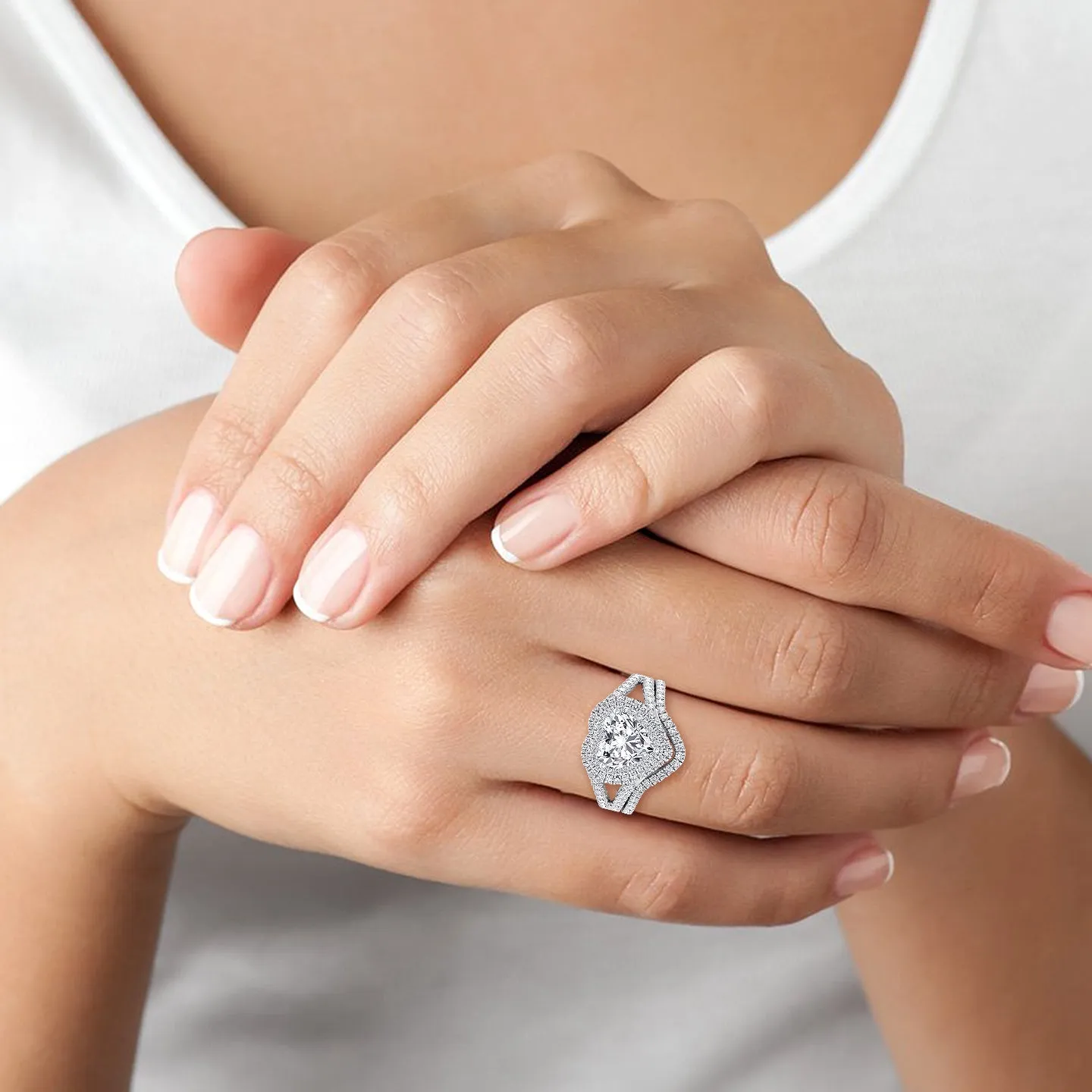 Edendale - Stackable Pave Wedding Band with Curve (0.39 CT)