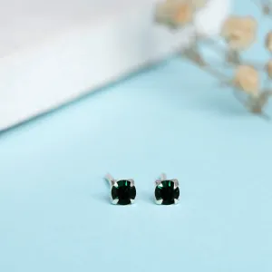 Emerald Elegance 925 Sterling Silver Stud Earrings