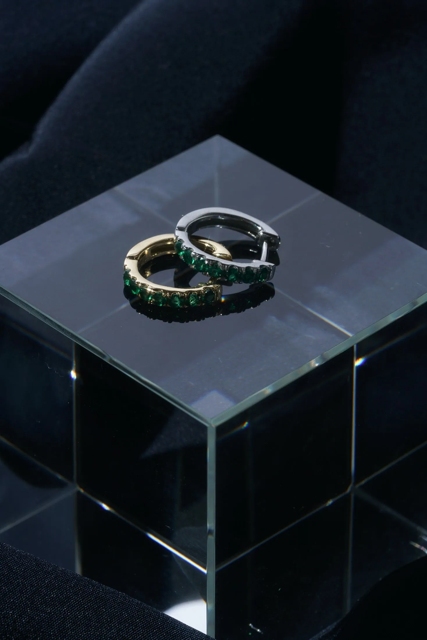 Emerald Satellite Huggie (Single)