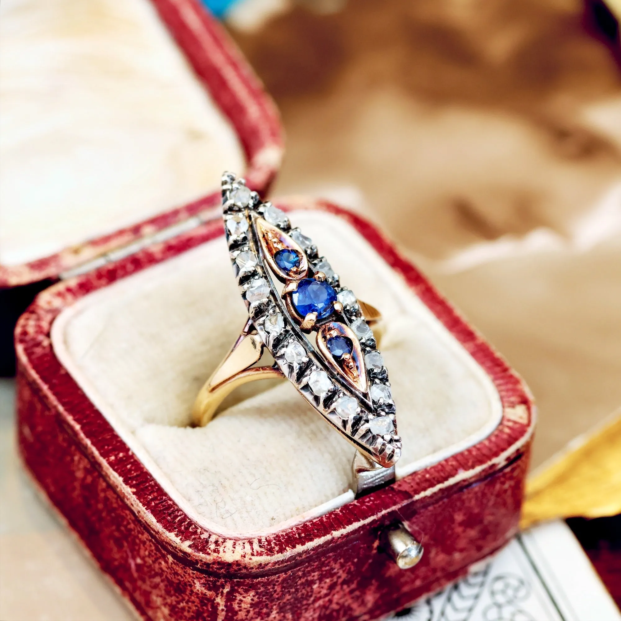 Extravagant Vintage Sapphire & Diamond Cocktail Ring