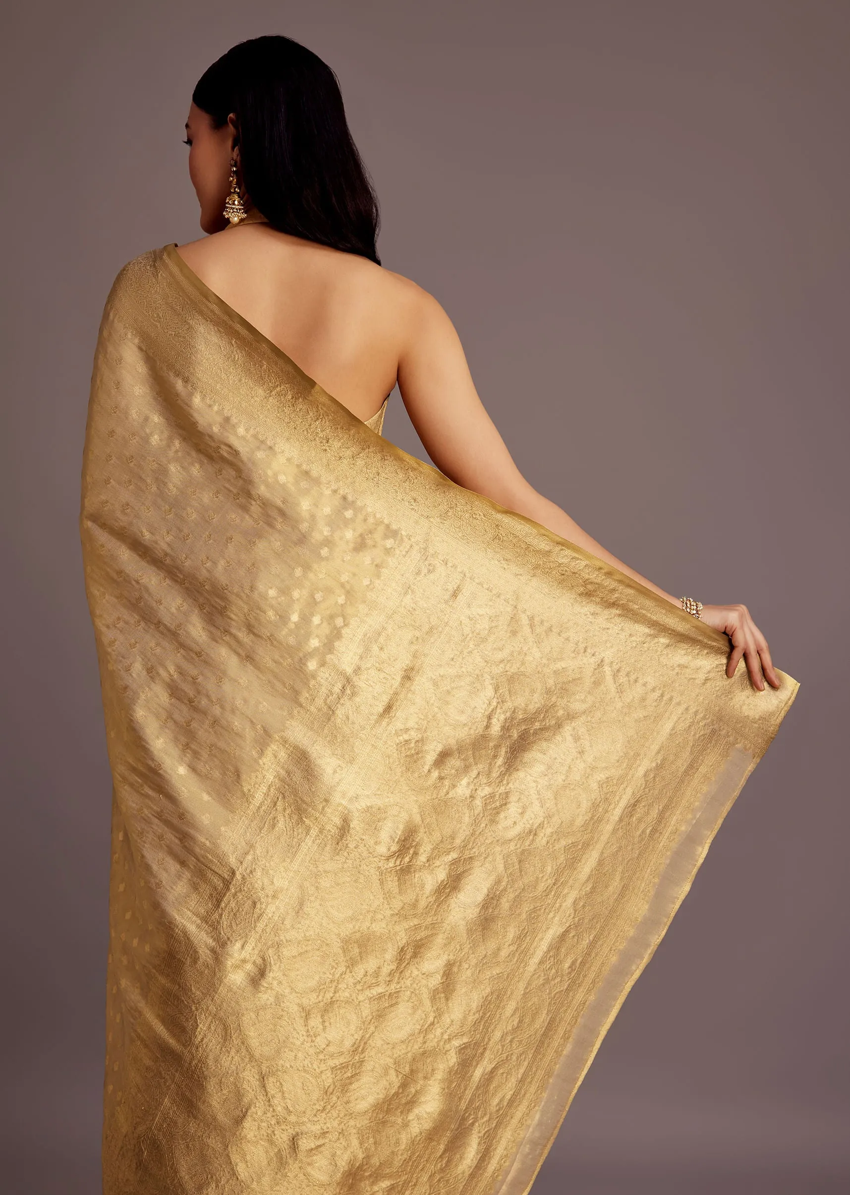 Gold Silk Saree With Jaal Work