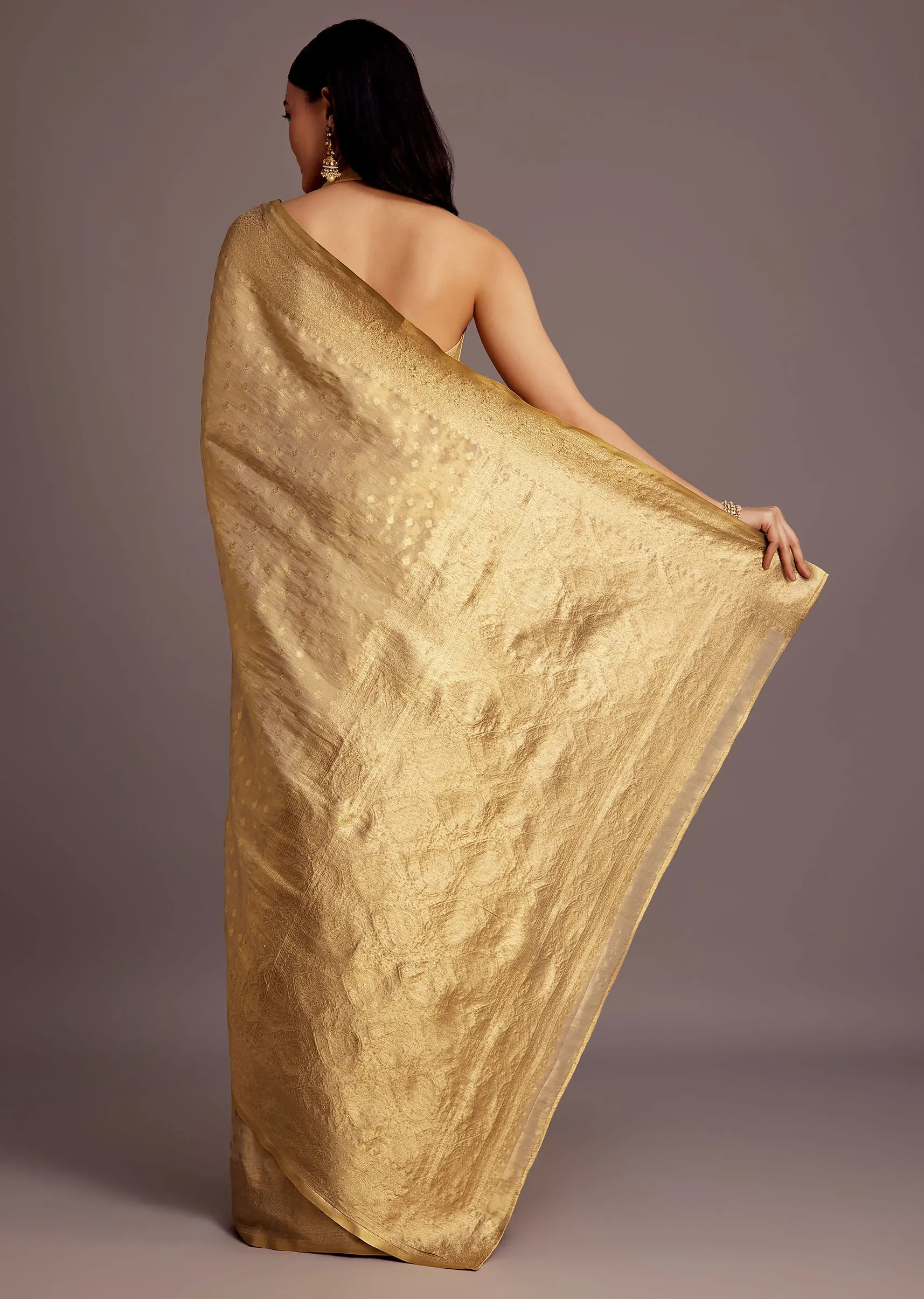 Gold Silk Saree With Jaal Work