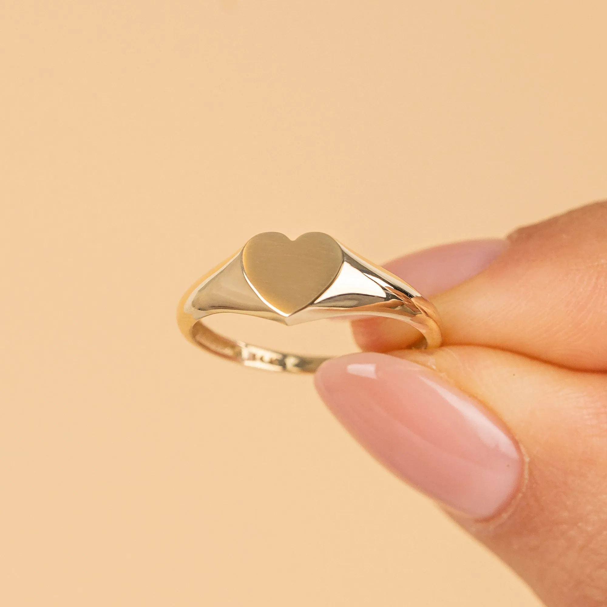 Heart Signet Ring In Solid Gold, Kate