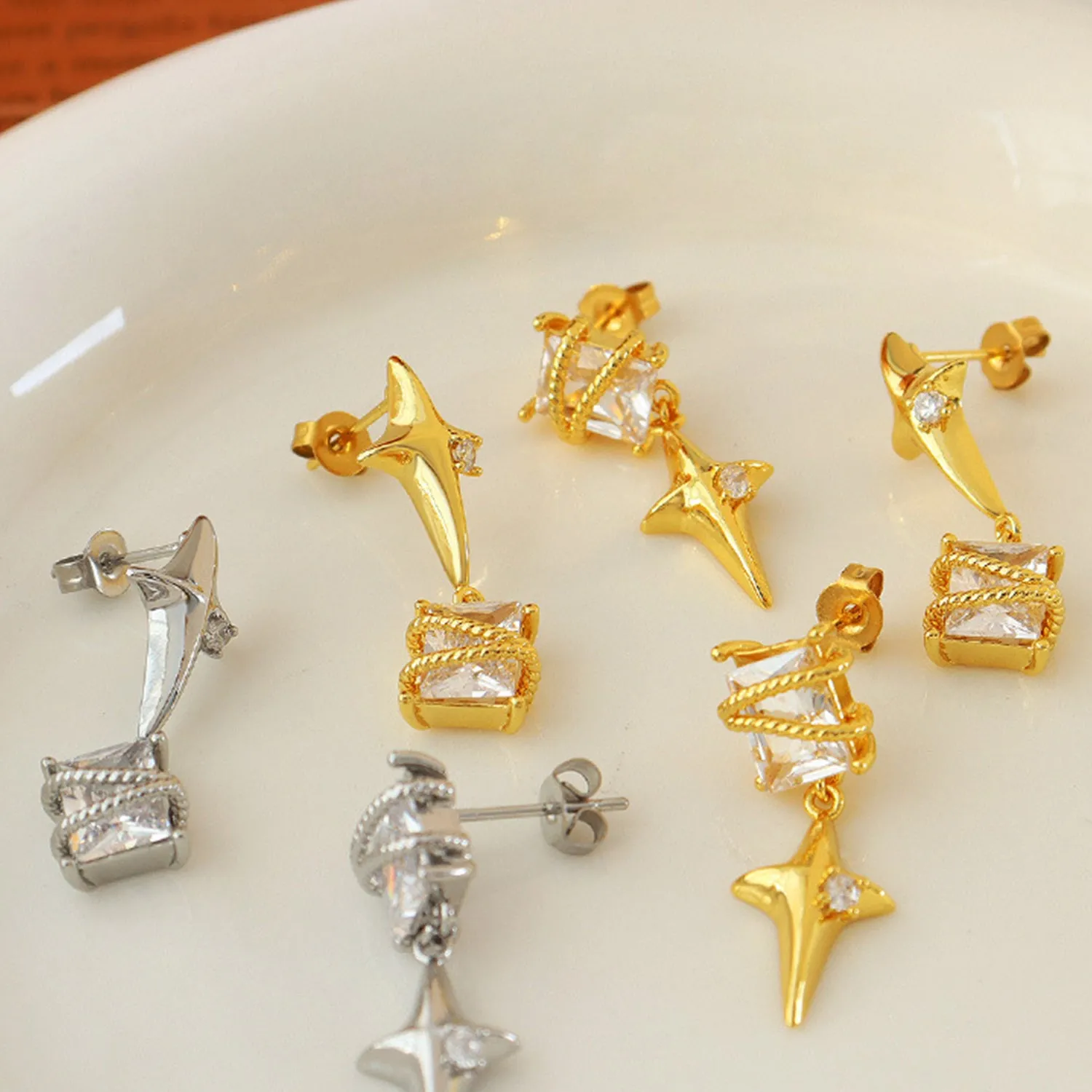 Hot Girl Geometric Drop Earrings