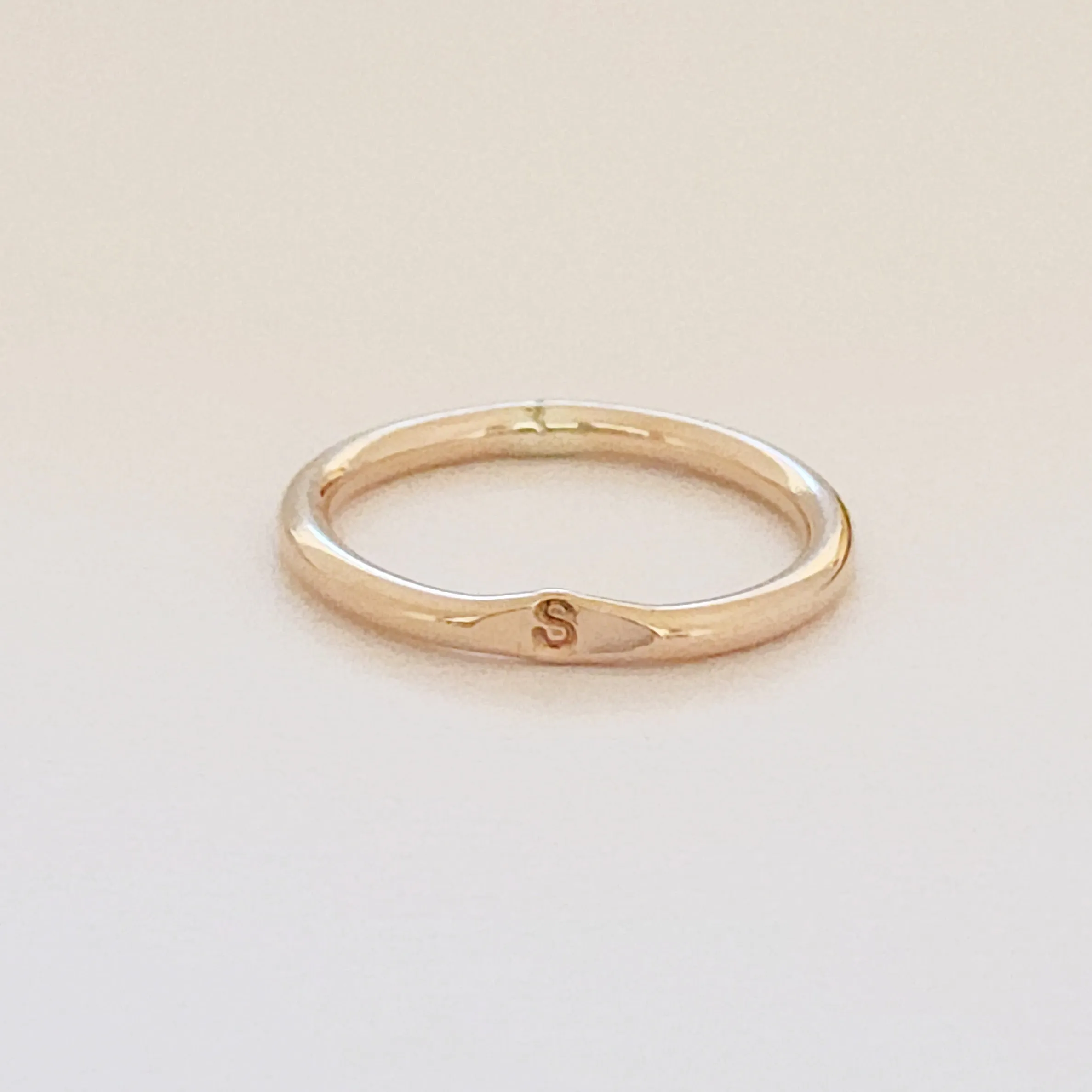 Minimal Initial Signet Ring