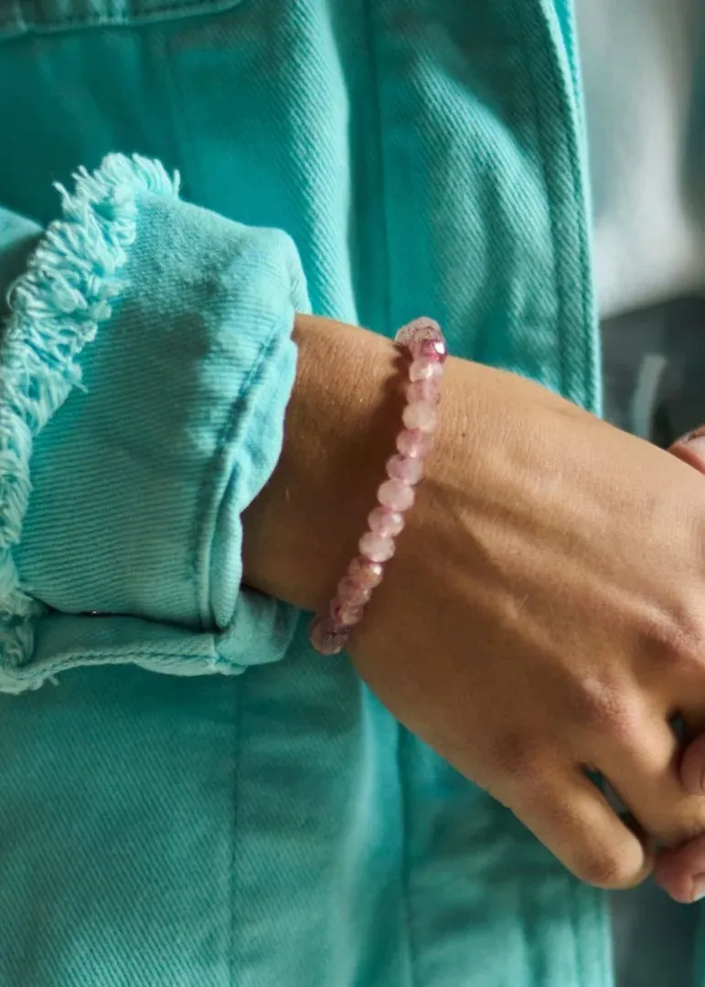 Strawberry Quartz Facetted Button Bracelet