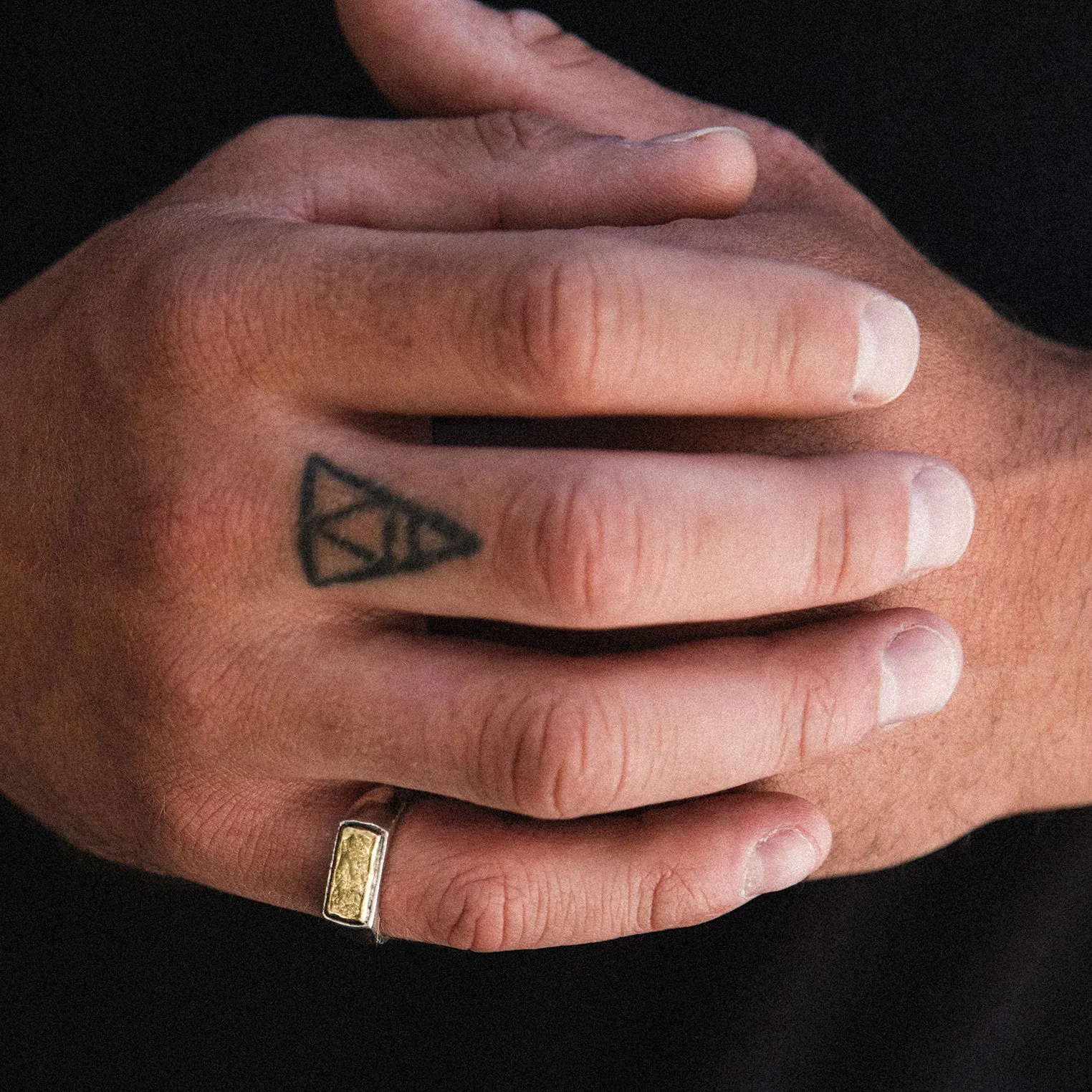 The Alive Ring