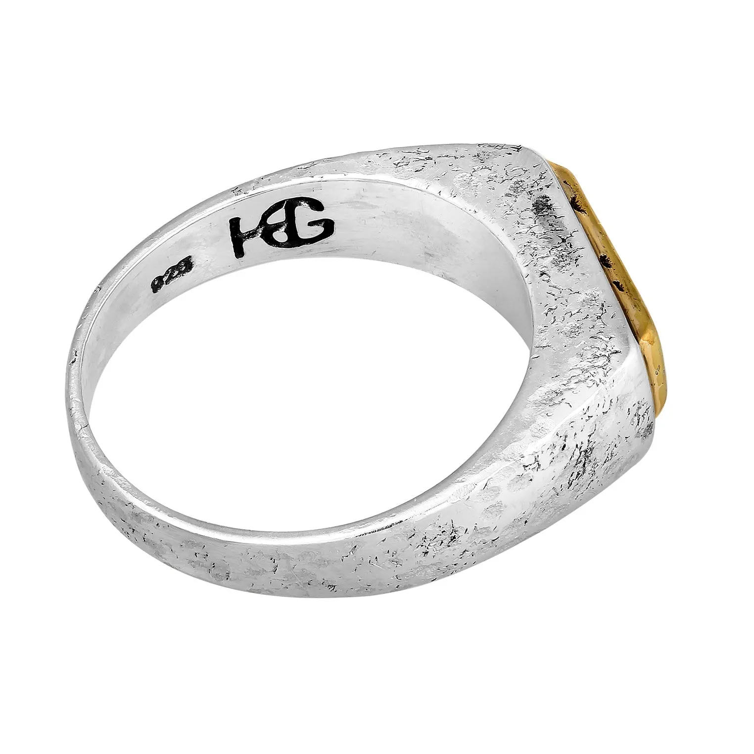 The Alive Ring