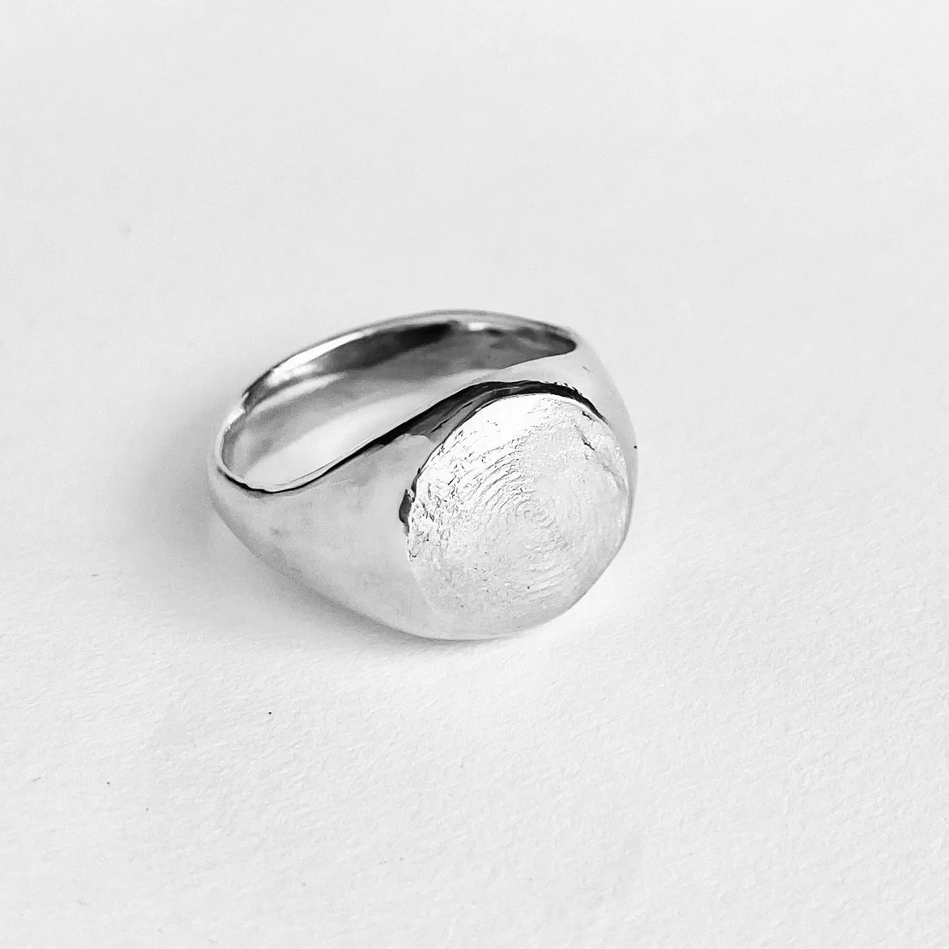 the impression classic signet - sterling silver