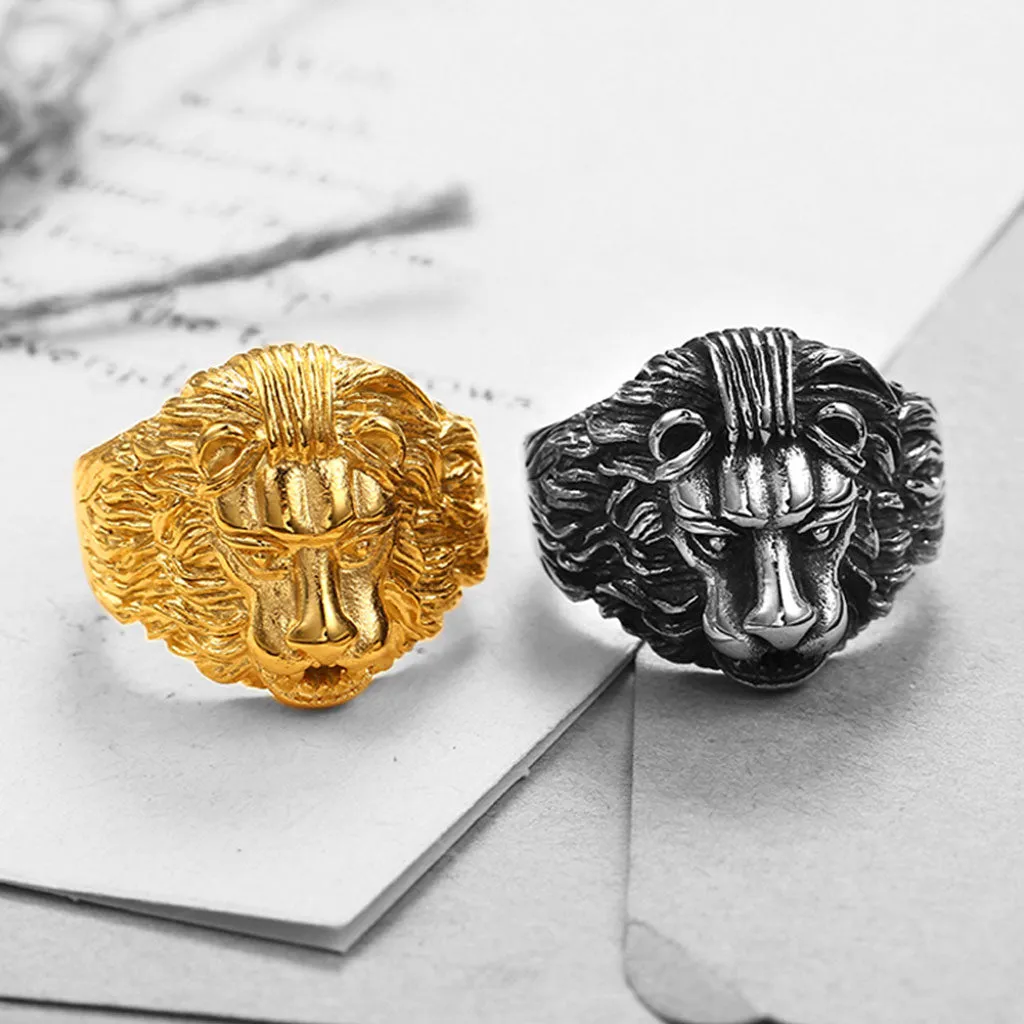 TINY LION HEAD SIGNET RING
