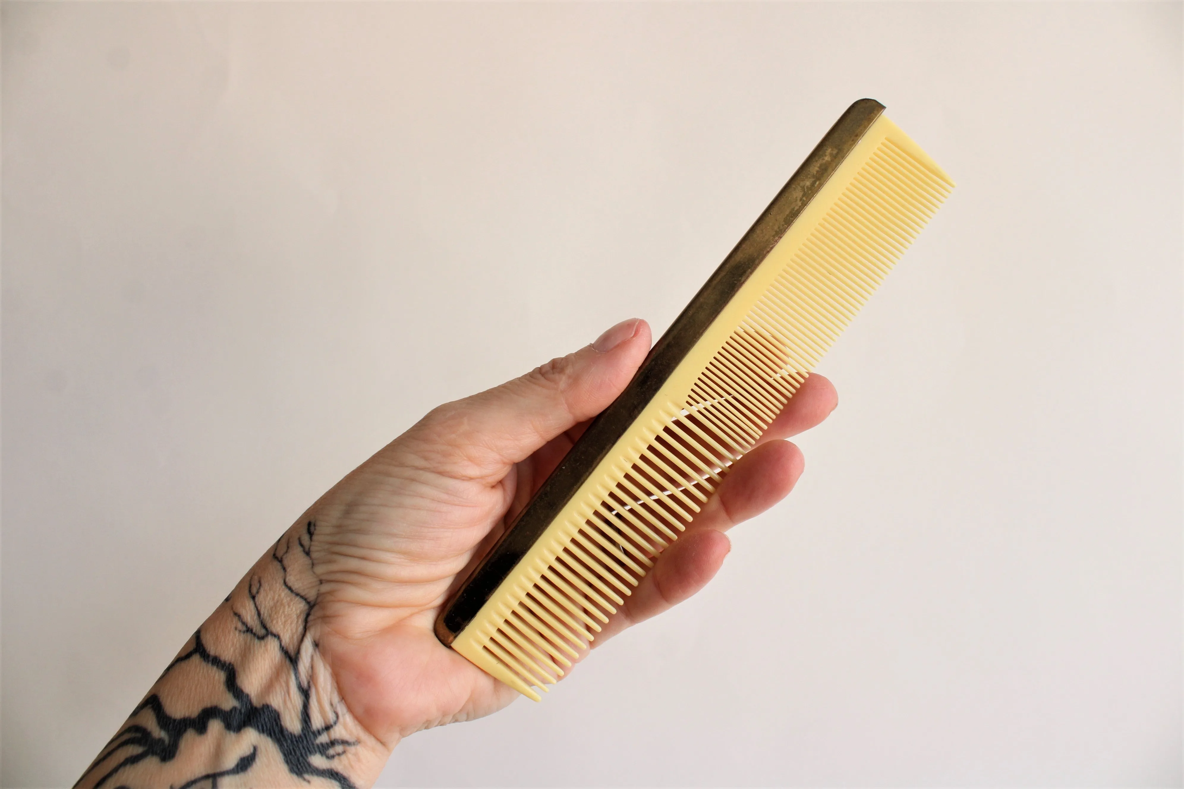 Vintage 1950s Lucite Brush and Comb Set