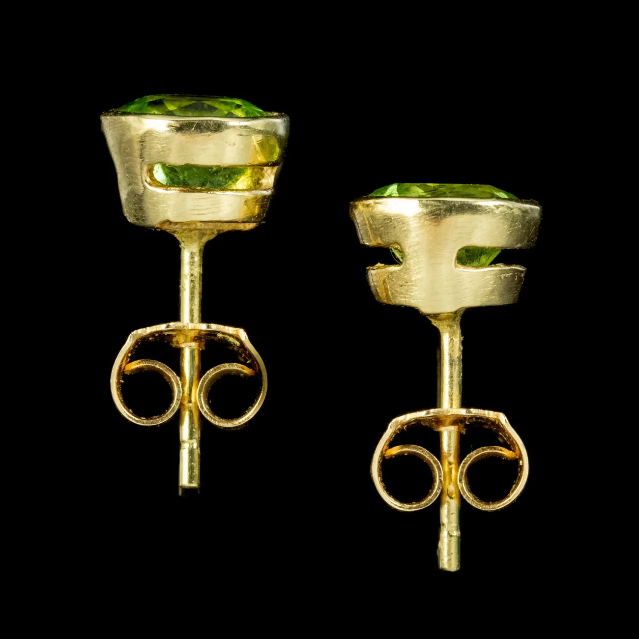 Vintage Peridot Stud Earrings 18ct Gold Circa 1970